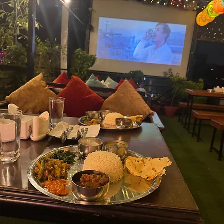 Hotel Yogin Rooftop Bar & Restaurant